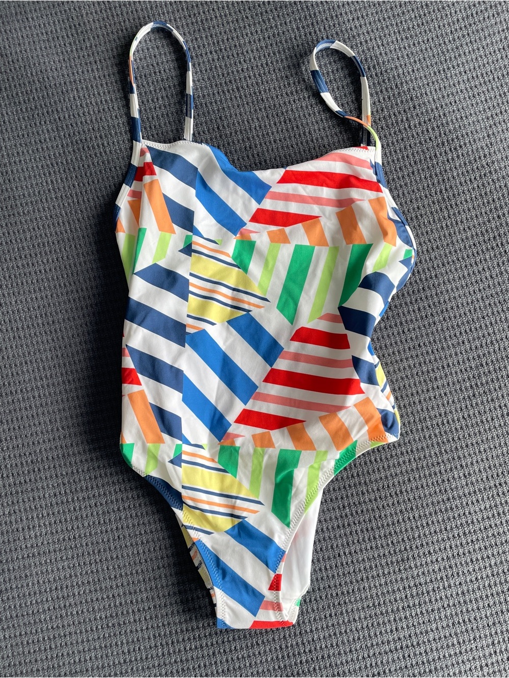 SOLID & STRIPED - Picture 3 of 7